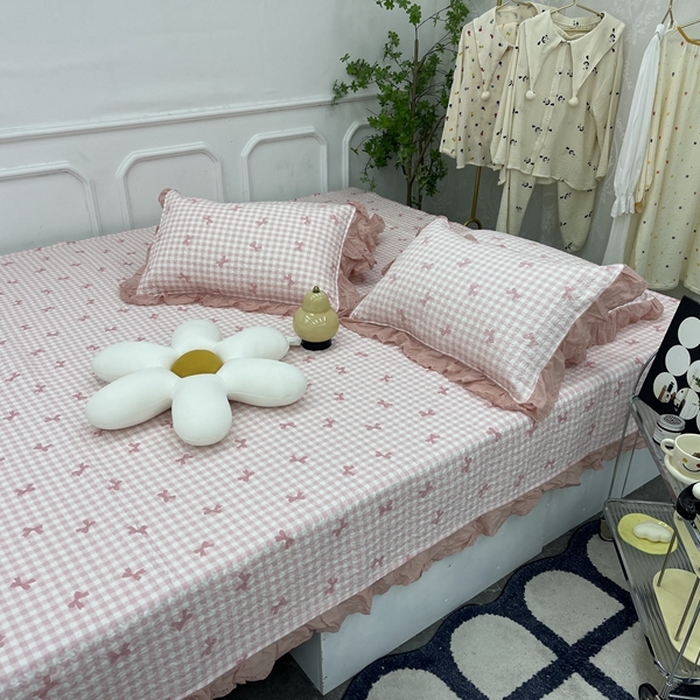 91家纺网 家纺一手货源 找家纺 禧瑞谷 2025新款全棉纯棉双层花边绗缝夹棉榻榻米支持定制农村大炕盖洛丽塔粉