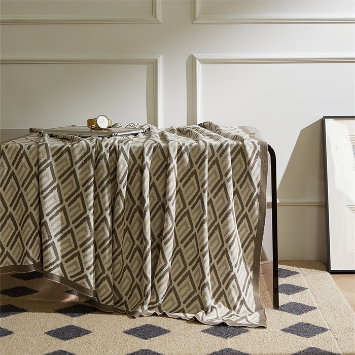 91家纺网 家纺一手货源 找家纺 （总）暖绵绵家纺 2025新款丝光棉毯子-奥利安（最低零售价：105元）