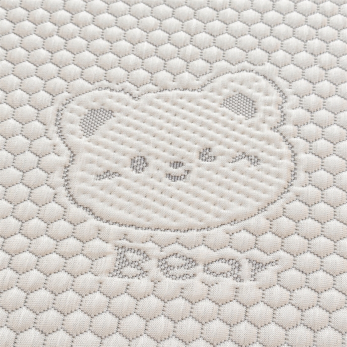 91家纺网 家纺一手货源 找家纺 喜歌家居 2025新款A类刺绣豆豆席小熊 小冰熊浅灰