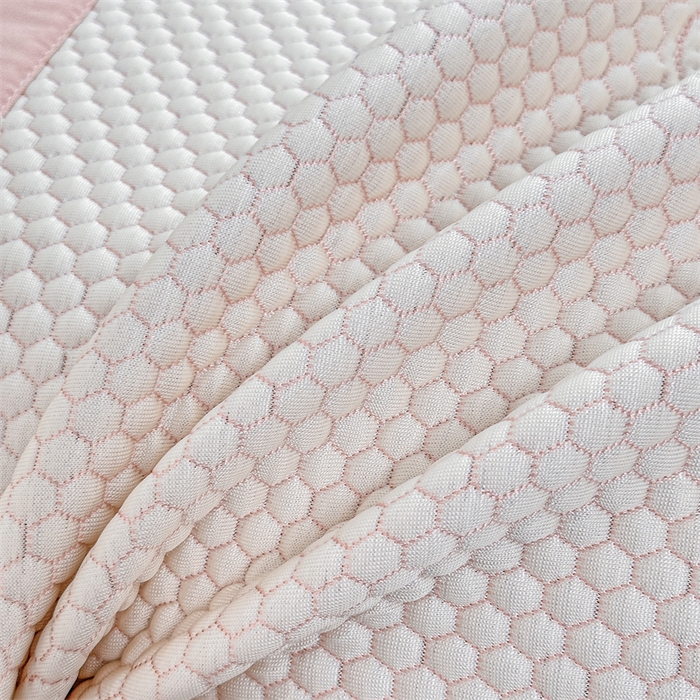 91家纺网 家纺一手货源 找家纺 喜歌家居 2025新款A类刺绣豆豆席小熊 小冰熊浅粉