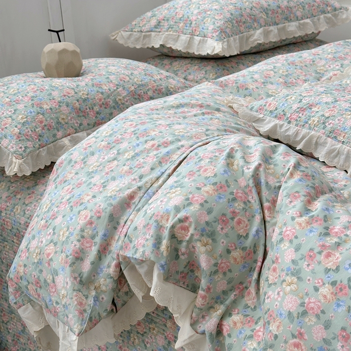 91家纺网 家纺一手货源 找家纺 佰织鑫2025新款纯棉砂洗全棉床盖款四件套-花蔓系列 花溪～绿