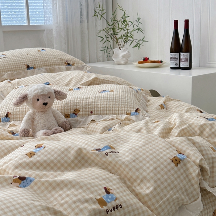 91家纺网 家纺一手货源 找家纺 佰织鑫2025新款纯棉砂洗全棉床盖款四件套-花蔓系列 俏皮狗