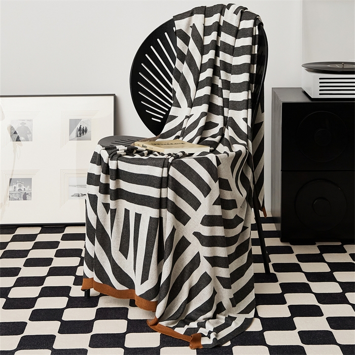 91家纺网 家纺一手货源 找家纺 （总）暖绵绵家纺 2025新款丝光棉毯子-卢希恩（最低零售价：105元）