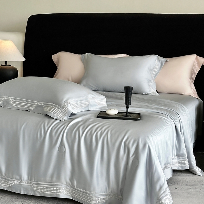 91家纺网 家纺一手货源 找家纺 馨蕊家居 2025新款80SLF奥地利兰精天丝夏被四件套-凯伦 夏被凯伦-高级灰