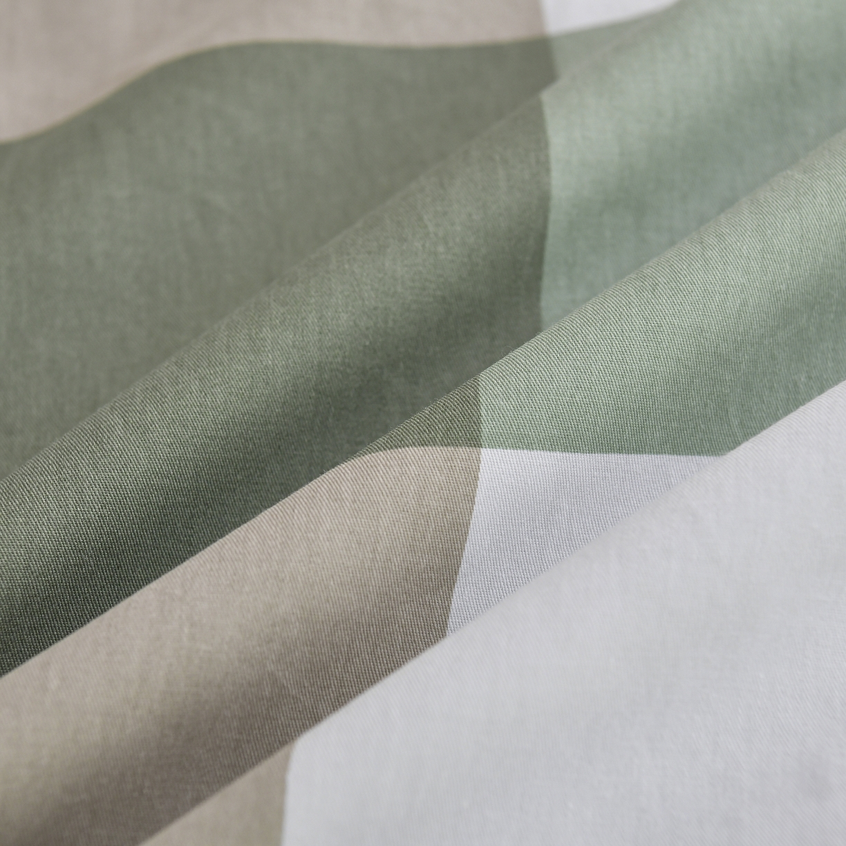 91家纺网 家纺一手货源 找家纺 乐旗家纺 2024新款13372全棉学生宿舍床单款三件套纯棉六件套 校园笔记-绿