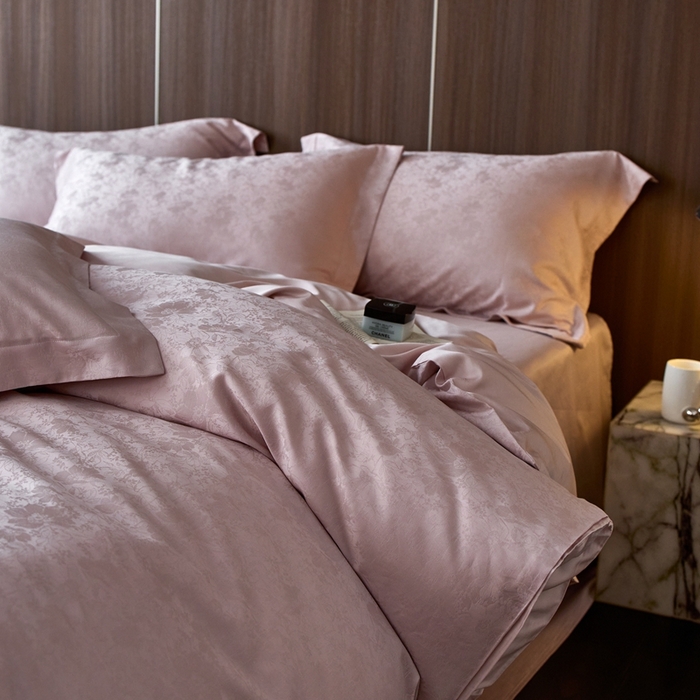 91家纺网 家纺一手货源 找家纺 （总）云胡 2025新款A类进口莱赛尔纤维棉四件套-紫芙-初荷粉