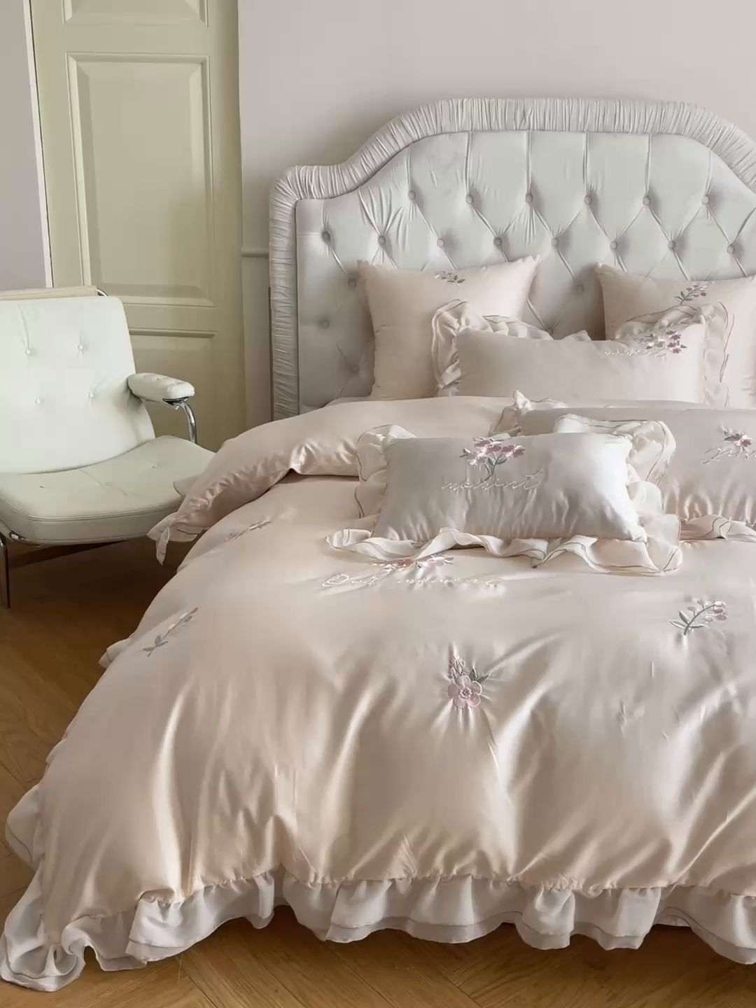 91家纺网 家纺一手货源 找家纺 （总）云胡 2025新款A类天丝棉四件套-罗马假日