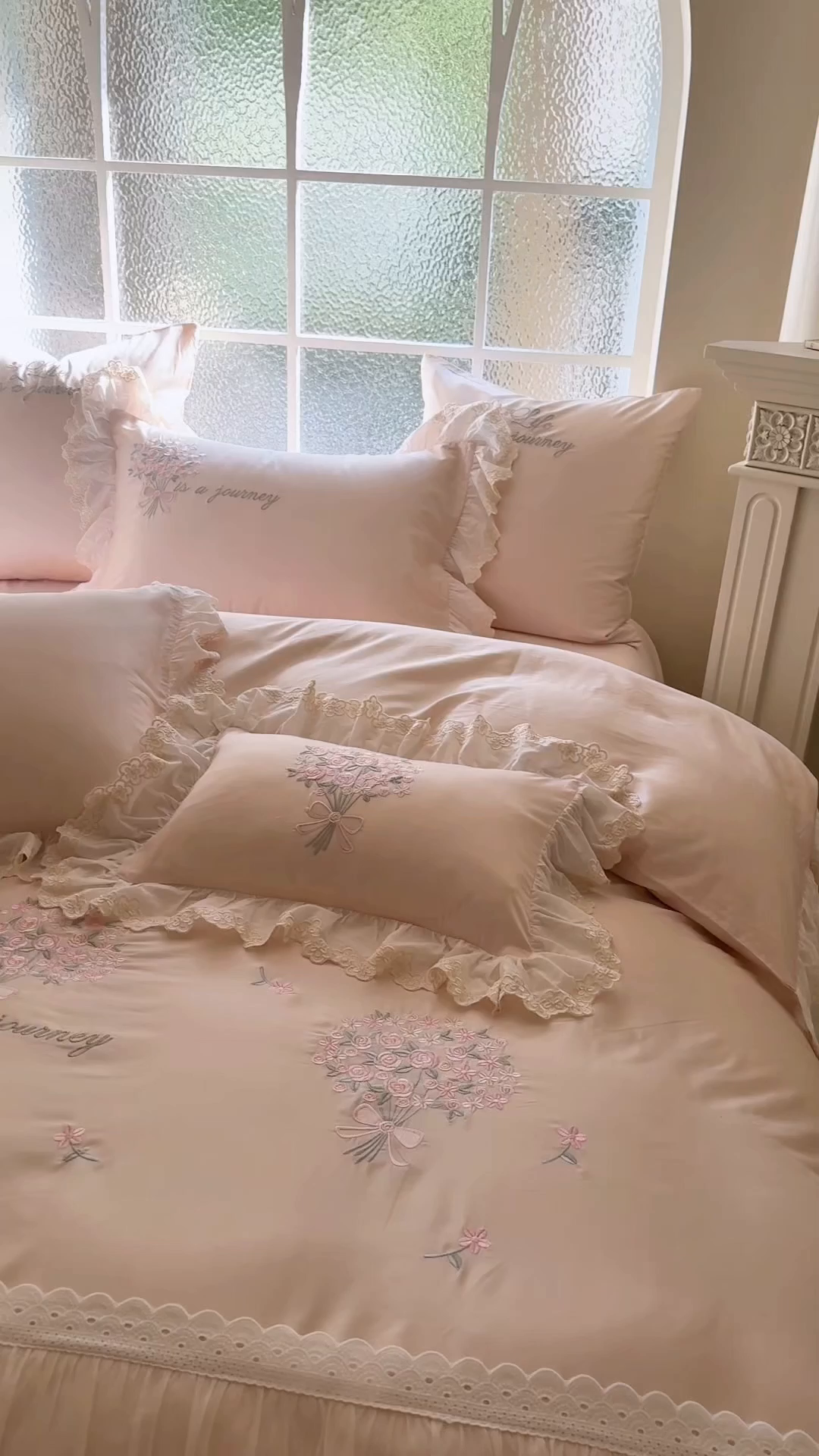 91家纺网 家纺一手货源 找家纺 （总）云胡 2025新款A类提花天丝棉四件套-浪漫主义