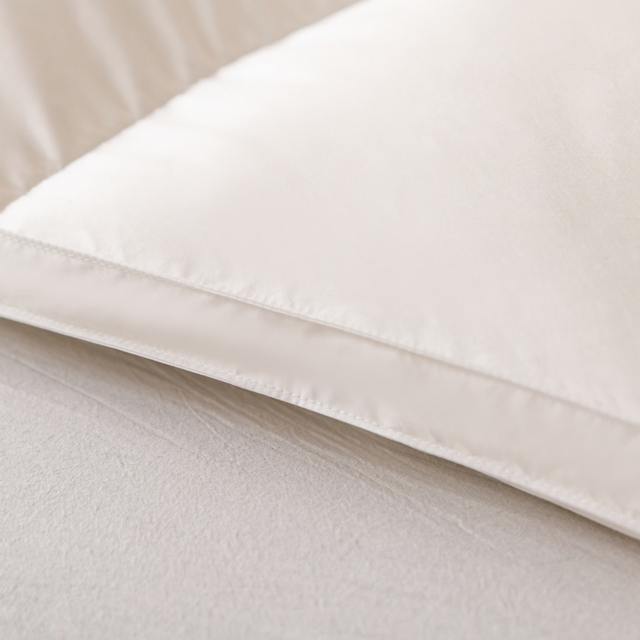 91家纺网 家纺一手货源 找家纺 （总）圣梦莱羽绒家纺 2025新款140支超薄匹马棉羽绒冬被 95鹅绒被子加厚被芯羽绒（假一赔十万元）