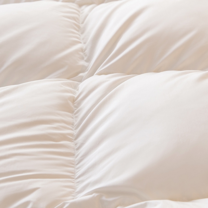 91家纺网 家纺一手货源 找家纺 （总）圣梦莱羽绒家纺 2025新款140支超薄匹马棉羽绒冬被 95鹅绒被子加厚被芯羽绒（假一赔十万元）