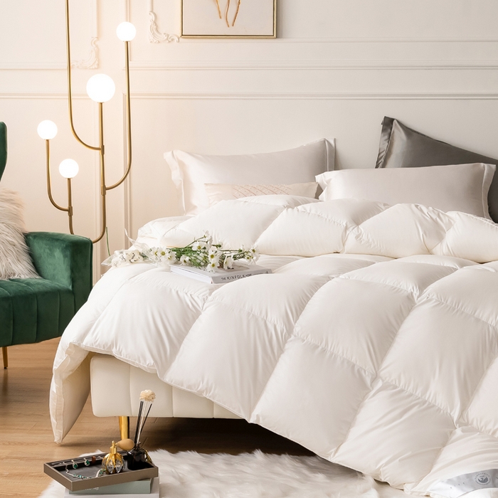 91家纺网 家纺一手货源 找家纺 （总）圣梦莱羽绒家纺 2025新款140支超薄匹马棉羽绒冬被 95鹅绒被子加厚被芯羽绒（假一赔十万元）