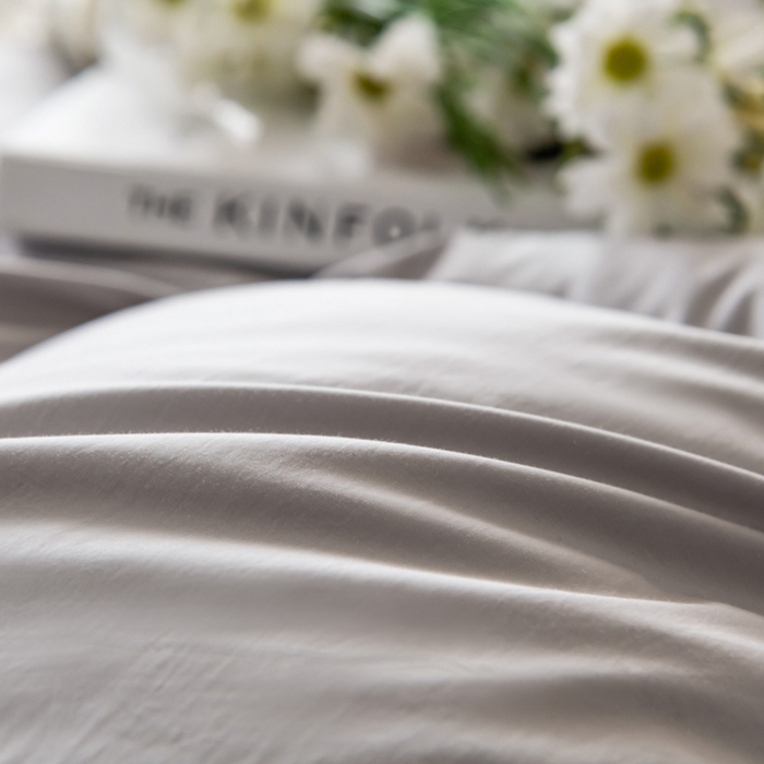 91家纺网 家纺一手货源 找家纺 圣梦莱羽绒家纺 2025新款140支超薄匹马棉羽绒冬被 95鹅绒被子加厚被芯羽绒（假一赔十万元） 灰色