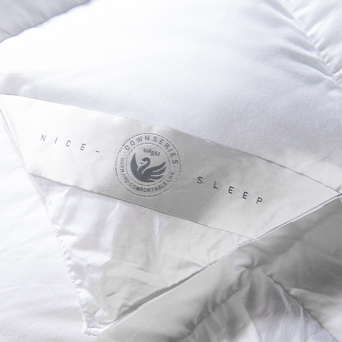 91家纺网 家纺一手货源 找家纺 圣梦莱羽绒家纺 2025新款120支全棉纯棉羽绒冬被 95鹅绒被子加厚被芯羽绒（假一赔十万元） 白色