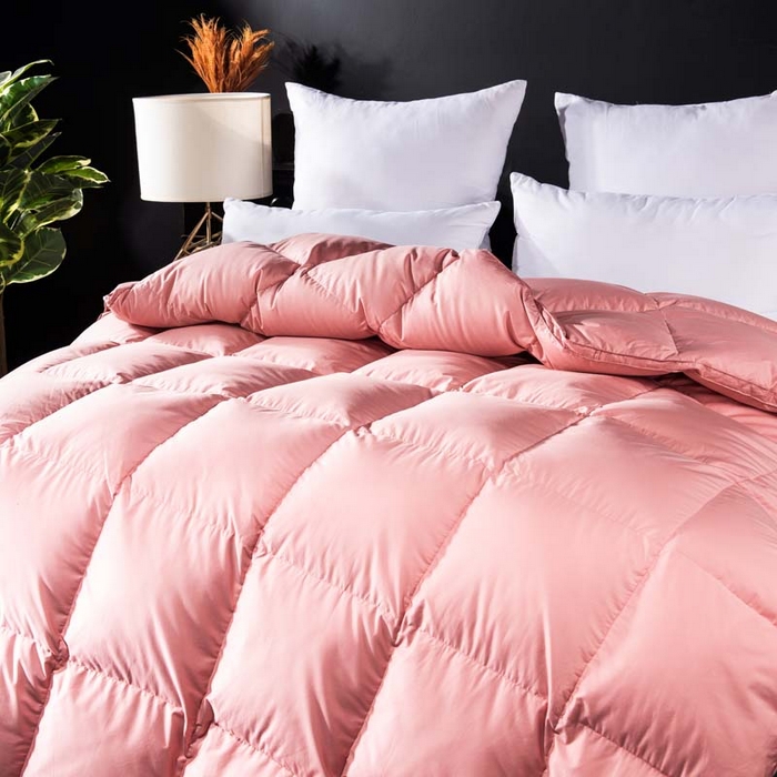 91家纺网 家纺一手货源 找家纺 圣梦莱羽绒家纺 2025新款120支全棉纯棉羽绒冬被 95鹅绒被子加厚被芯羽绒（假一赔十万元） 红色