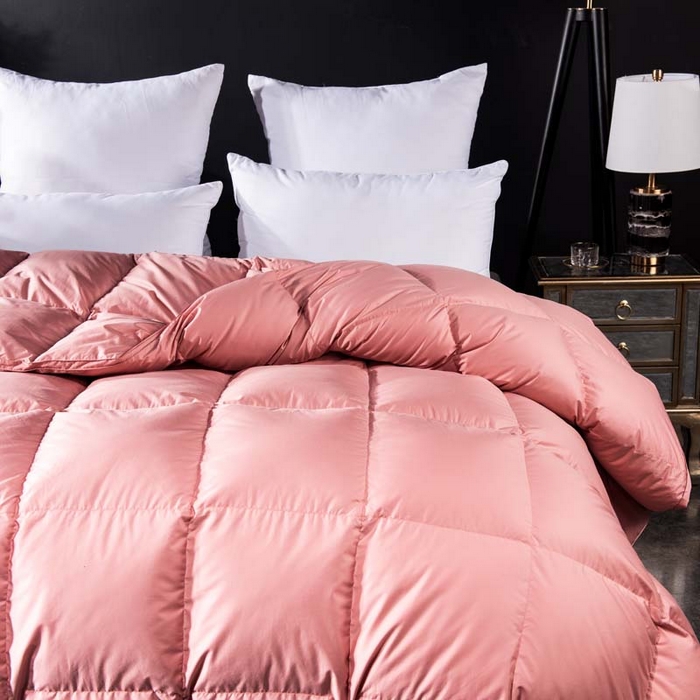 91家纺网 家纺一手货源 找家纺 圣梦莱羽绒家纺 2025新款120支全棉纯棉羽绒冬被 95鹅绒被子加厚被芯羽绒（假一赔十万元） 红色