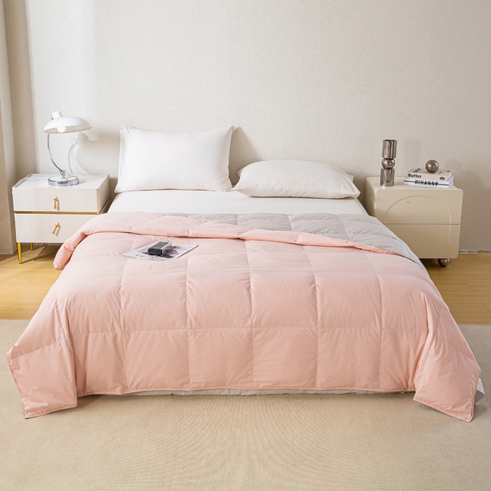 91家纺网 家纺一手货源 找家纺 圣梦莱羽绒家纺 2025春夏新款可水洗羽绒夏被 90拒水白鸭绒被子被芯羽绒（假一赔十万元） 浪漫粉+天云灰