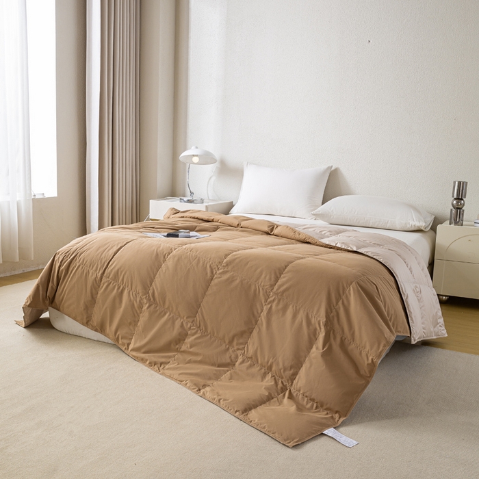 91家纺网 家纺一手货源 找家纺 圣梦莱羽绒家纺 2025春夏新款可水洗羽绒夏被 90拒水白鸭绒被子被芯羽绒（假一赔十万元） 咖棕+咖金