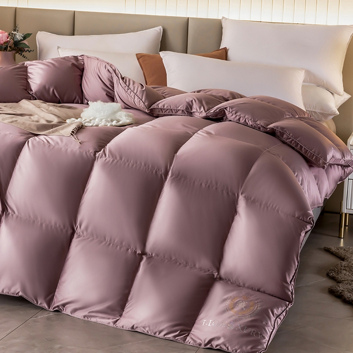 91家纺网 家纺一手货源 找家纺 圣梦莱羽绒家纺 2025新款真丝被壳羽绒冬被95鹅绒被子加厚被芯羽绒 95白鹅绒被（ 假一赔十万元） 深豆沙