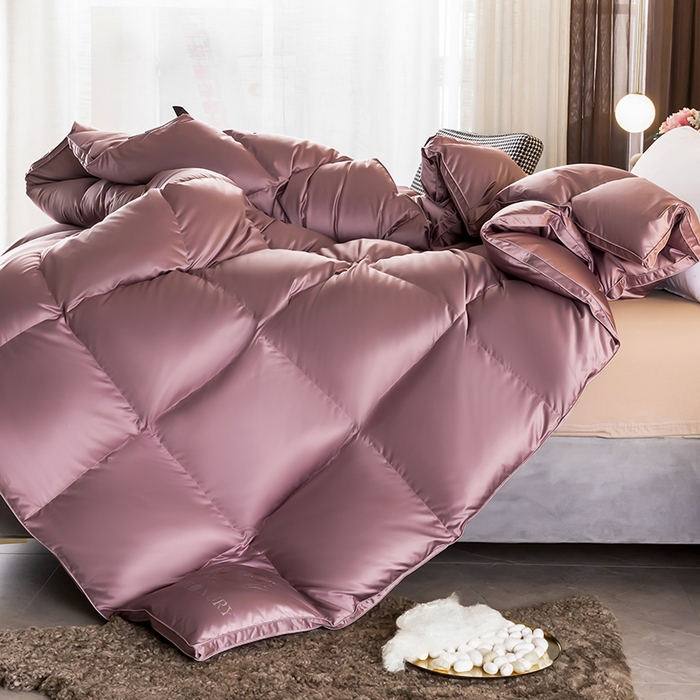 91家纺网 家纺一手货源 找家纺 圣梦莱羽绒家纺 2025新款真丝被壳羽绒冬被95鹅绒被子加厚被芯羽绒 95白鹅绒被（ 假一赔十万元） 深豆沙