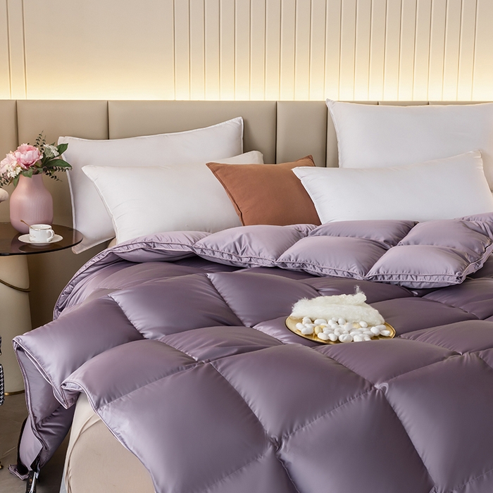 91家纺网 家纺一手货源 找家纺 圣梦莱羽绒家纺 2025新款真丝被壳羽绒冬被95鹅绒被子加厚被芯羽绒 95白鹅绒被（ 假一赔十万元） 紫色