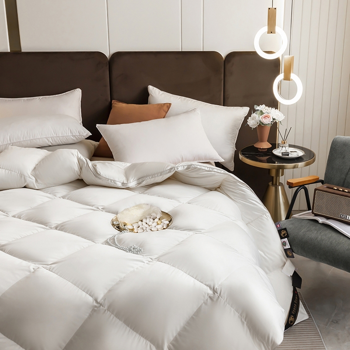 91家纺网 家纺一手货源 找家纺 圣梦莱羽绒家纺 2025新款真丝被壳羽绒冬被95鹅绒被子加厚被芯羽绒 95白鹅绒被（ 假一赔十万元） 白色