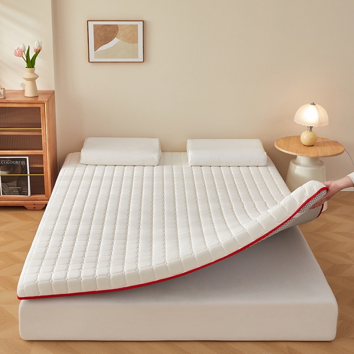 91家纺网 家纺一手货源 找家纺 （总）希廷顿 2025春夏新款方格床垫单床垫