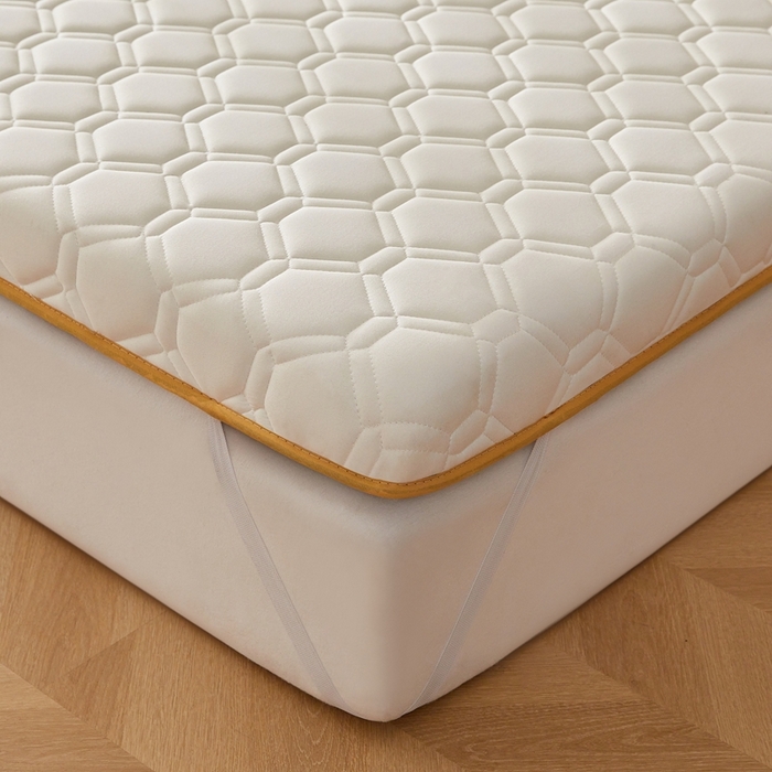 91家纺网 家纺一手货源 找家纺 （总）希廷顿 2025春夏新款足球床垫单床垫