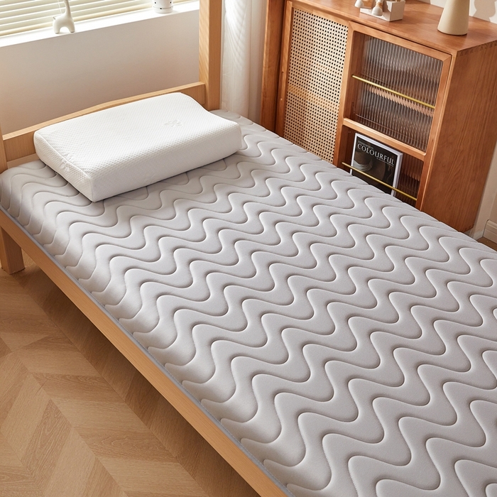 91家纺网 家纺一手货源 找家纺 希廷顿 2025春夏新款波浪宿舍床垫单床垫 浅灰-波浪-羽毛烫画