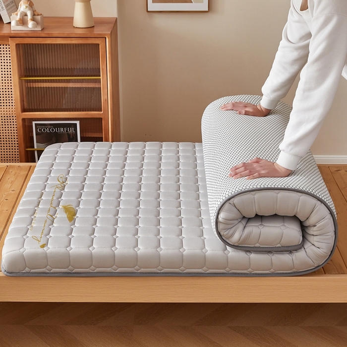 91家纺网 家纺一手货源 找家纺 希廷顿 2025春夏新款方格宿舍床垫单床垫 浅灰-方格-羽毛烫画