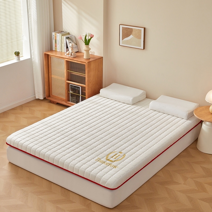 91家纺网 家纺一手货源 找家纺 希廷顿 2025春夏新款方格床垫单床垫 白色-方格-H烫画