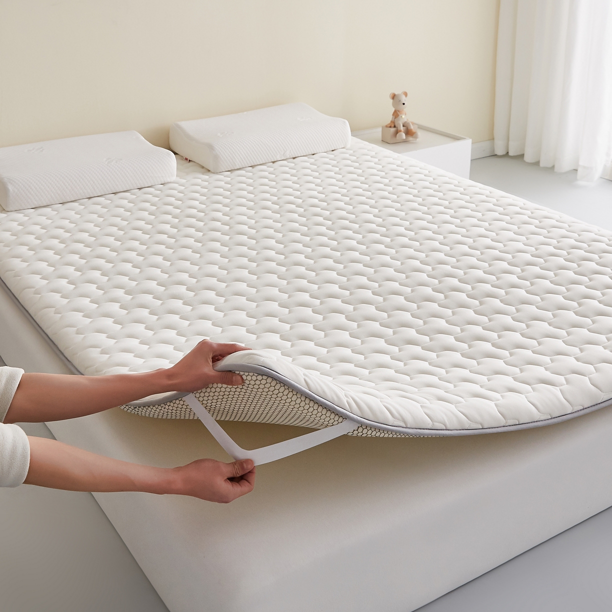 91家纺网 家纺一手货源 找家纺 希廷顿 2025春夏新款多边形床垫单床垫 白色-多边形