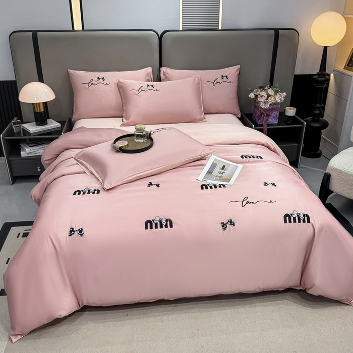 91家纺网 家纺一手货源 找家纺 乐沐家纺 2025春夏新款水洗真丝绣花冰丝四件套 mm-豆沙粉