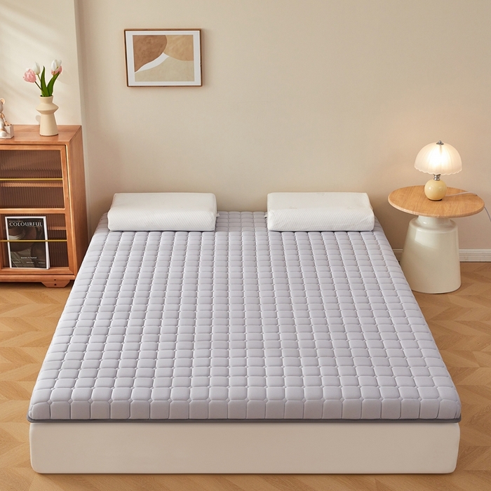 91家纺网 家纺一手货源 找家纺 希廷顿 2025春夏新款方格床垫单床垫 浅灰-方格