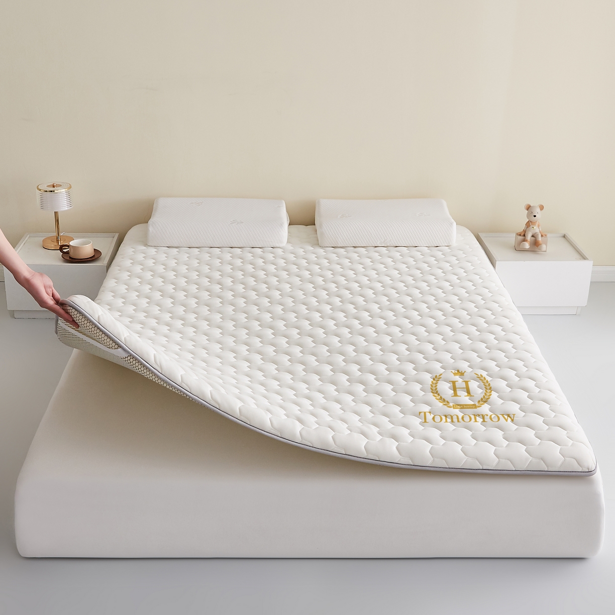 91家纺网 家纺一手货源 找家纺 希廷顿 2025春夏新款多边形床垫单床垫 白色-多边形-H烫画