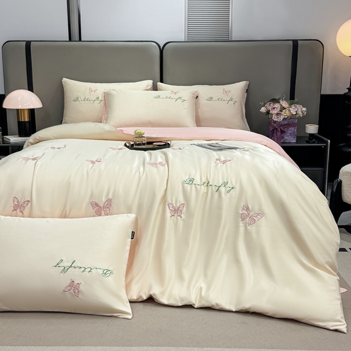 91家纺网 家纺一手货源 找家纺 乐沐家纺 2025春夏新款水洗真丝绣花冰丝四件套 蝴蝶-奶白粉