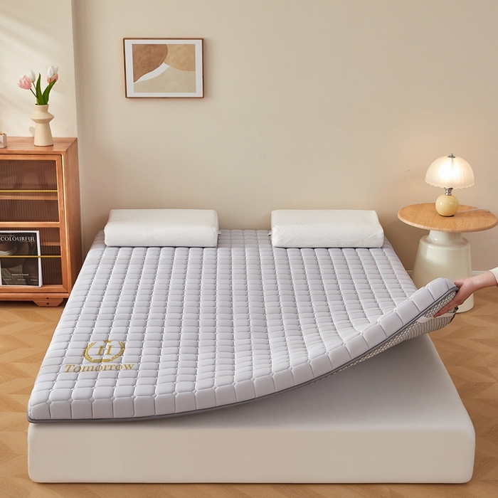 91家纺网 家纺一手货源 找家纺 希廷顿 2025春夏新款方格床垫单床垫 浅灰-方格-H烫画