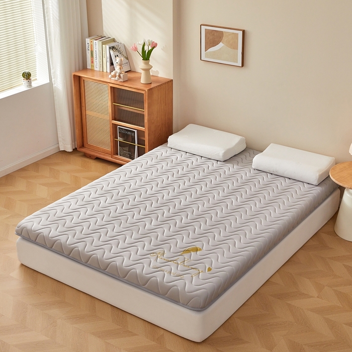 91家纺网 家纺一手货源 找家纺 希廷顿 2025春夏新款波浪床垫单床垫 浅灰-波浪-羽毛烫画