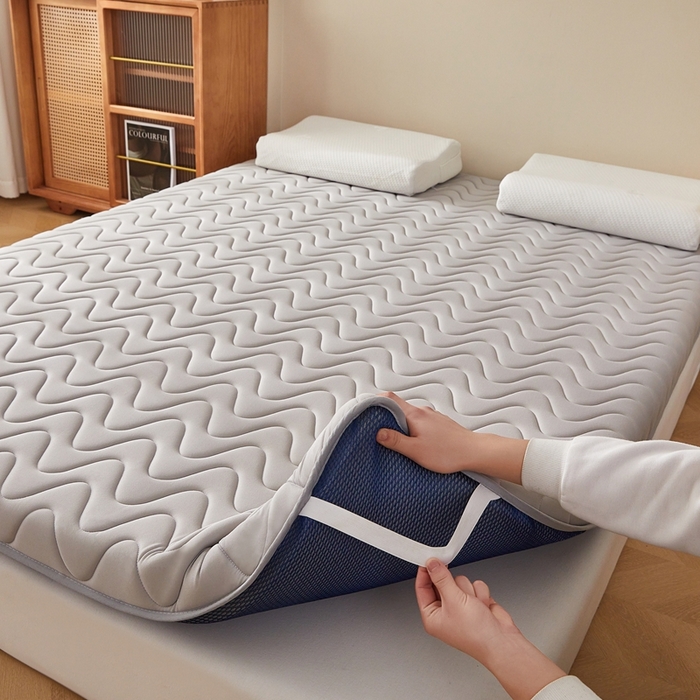 91家纺网 家纺一手货源 找家纺 希廷顿 2025春夏新款波浪床垫单床垫 浅灰-波浪-羽毛烫画