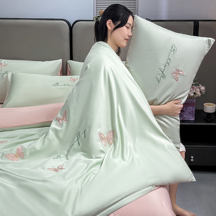 91家纺网 家纺一手货源 找家纺 乐沐家纺 2025春夏新款水洗真丝绣花冰丝四件套 蝴蝶-清香绿