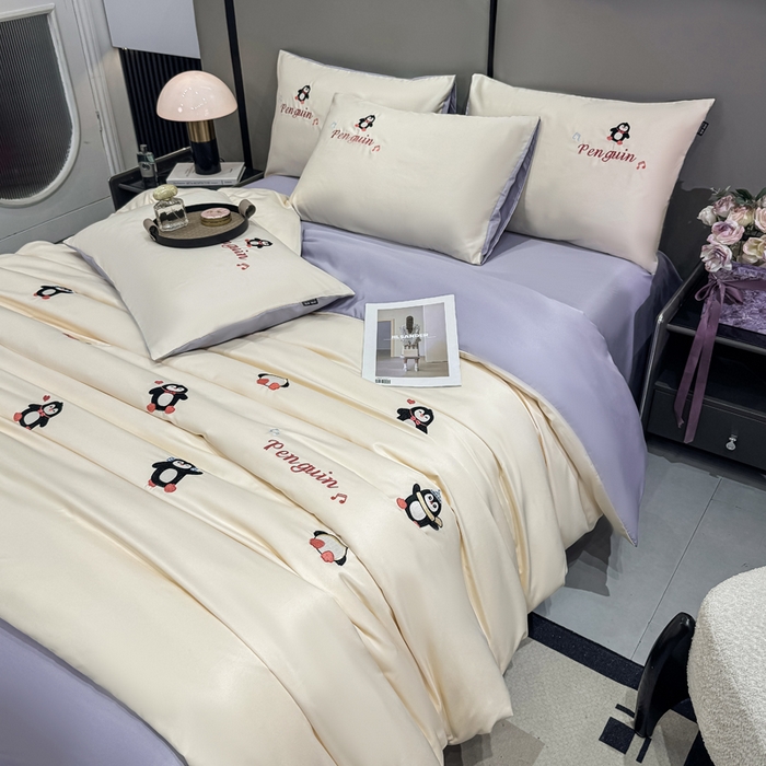 91家纺网 家纺一手货源 找家纺 乐沐家纺 2025春夏新款水洗真丝绣花冰丝四件套 企鹅-奶白紫