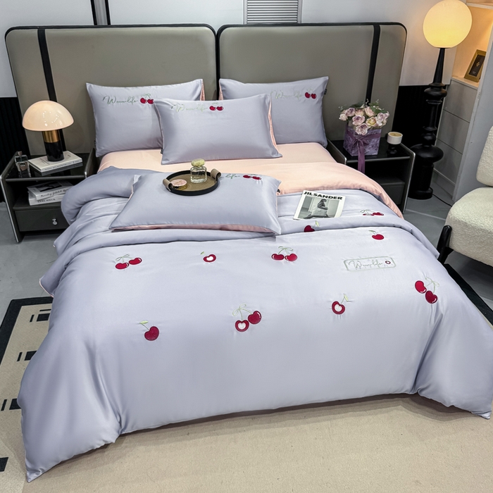 91家纺网 家纺一手货源 找家纺 乐沐家纺 2025春夏新款水洗真丝绣花冰丝四件套 樱桃-星黛紫