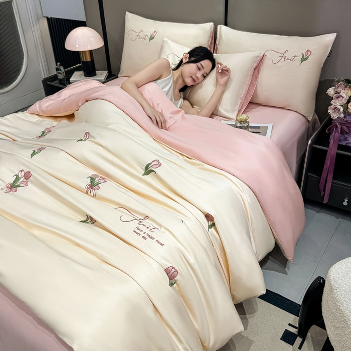 乐沐家纺 2025春夏新款水洗真丝绣花冰丝四件套 郁金香-奶白粉