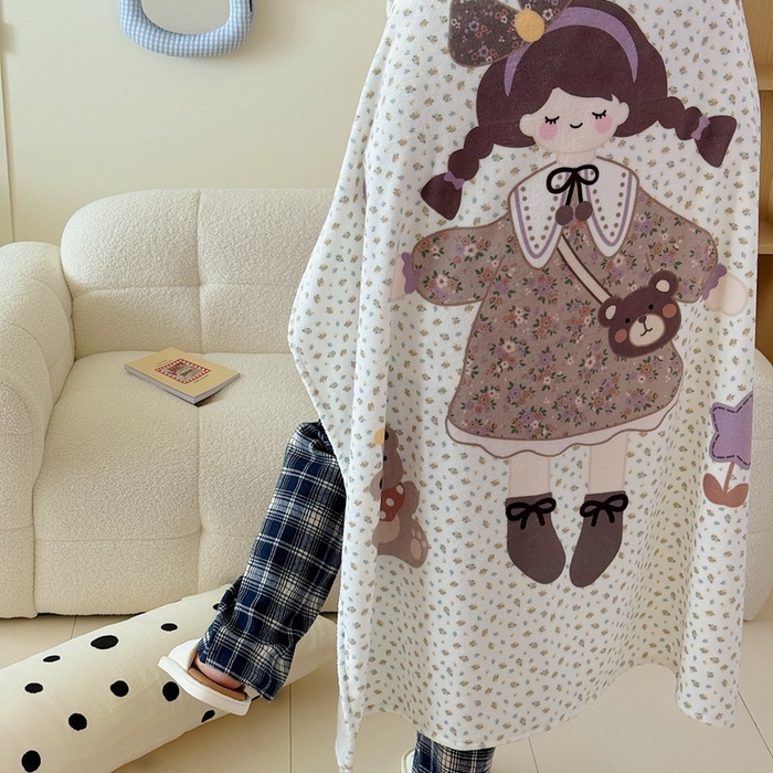 91家纺网 家纺一手货源 找家纺 美乐迪2025四季款双面牛奶绒毛毯空调毯 可爱女孩