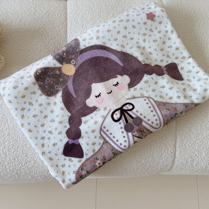 91家纺网 家纺一手货源 找家纺 美乐迪2025四季款双面牛奶绒毛毯空调毯 可爱女孩