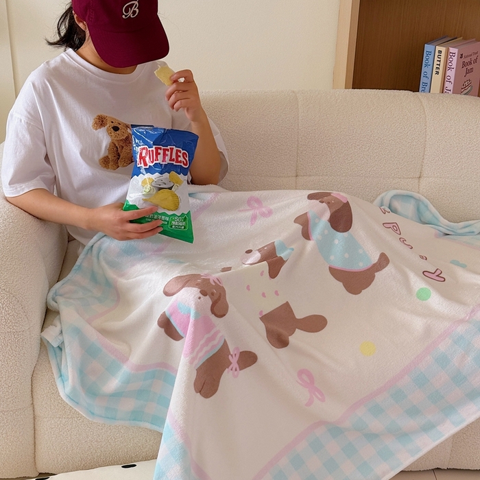 91家纺网 家纺一手货源 找家纺 美乐迪2025四季款双面牛奶绒毛毯空调毯 蓝格子狗