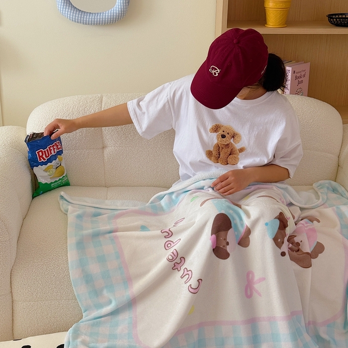 91家纺网 家纺一手货源 找家纺 美乐迪2025四季款双面牛奶绒毛毯空调毯 蓝格子狗