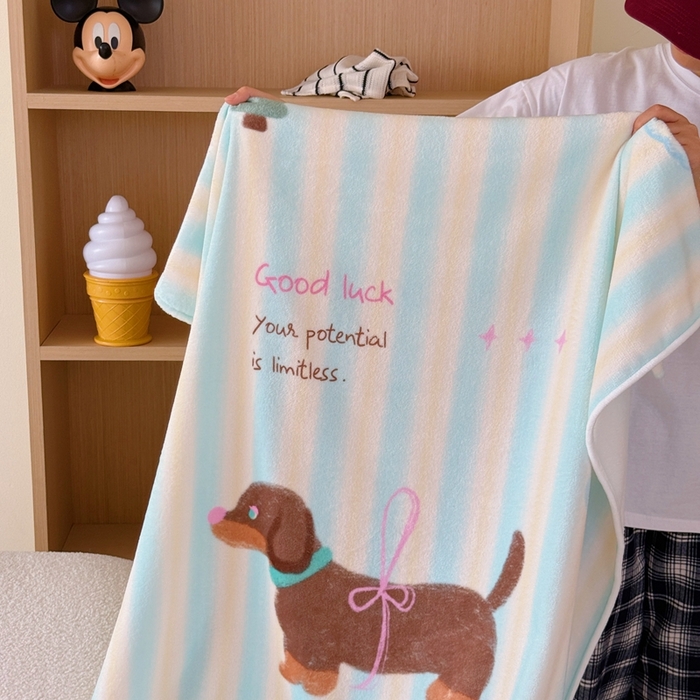 91家纺网 家纺一手货源 找家纺 美乐迪2025四季款双面牛奶绒毛毯空调毯 露丝的腊肠狗