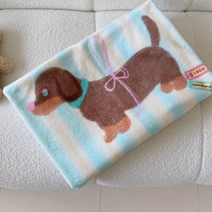 91家纺网 家纺一手货源 找家纺 美乐迪2025四季款双面牛奶绒毛毯空调毯 露丝的腊肠狗