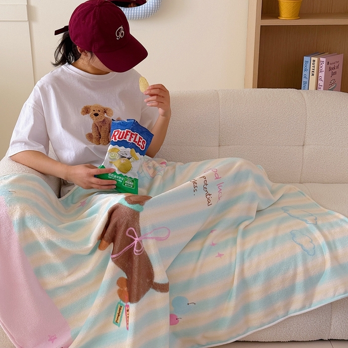 91家纺网 家纺一手货源 找家纺 美乐迪2025四季款双面牛奶绒毛毯空调毯 露丝的腊肠狗