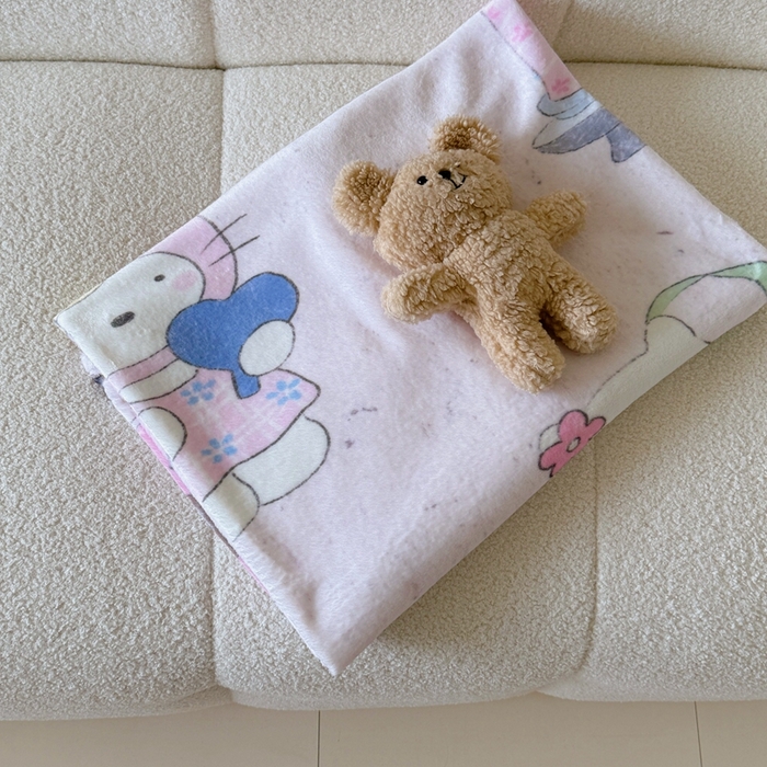 91家纺网 家纺一手货源 找家纺 美乐迪2025四季款双面牛奶绒毛毯空调毯 甜心小猫